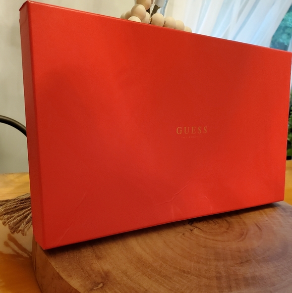 2 Piece Guess Wristlet Clutch Wallet in Coal Grey Black NWT - Picture 15 of 15